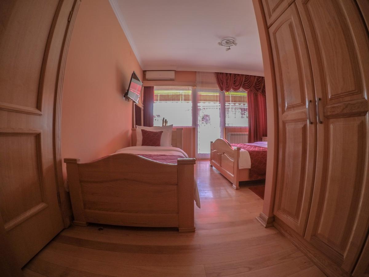Saint Paul Accommodation Kraljevo Dış mekan fotoğraf